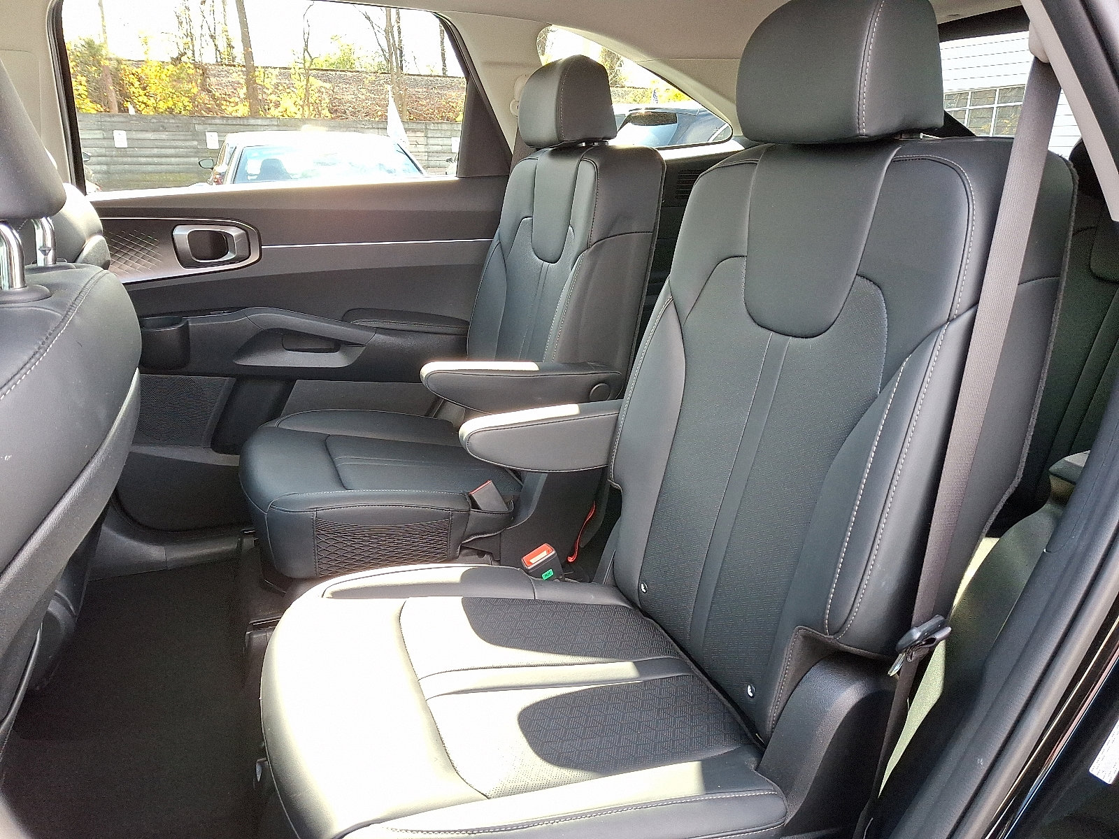 Certified 2023 Kia Sorento EX image 8