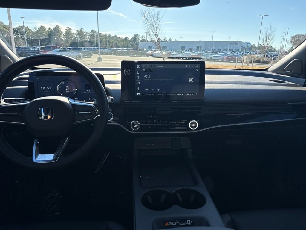Used 2024 Honda Prologue Touring image 16