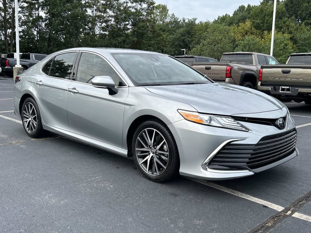 Used 2023 Toyota Camry XLE FWD image 16