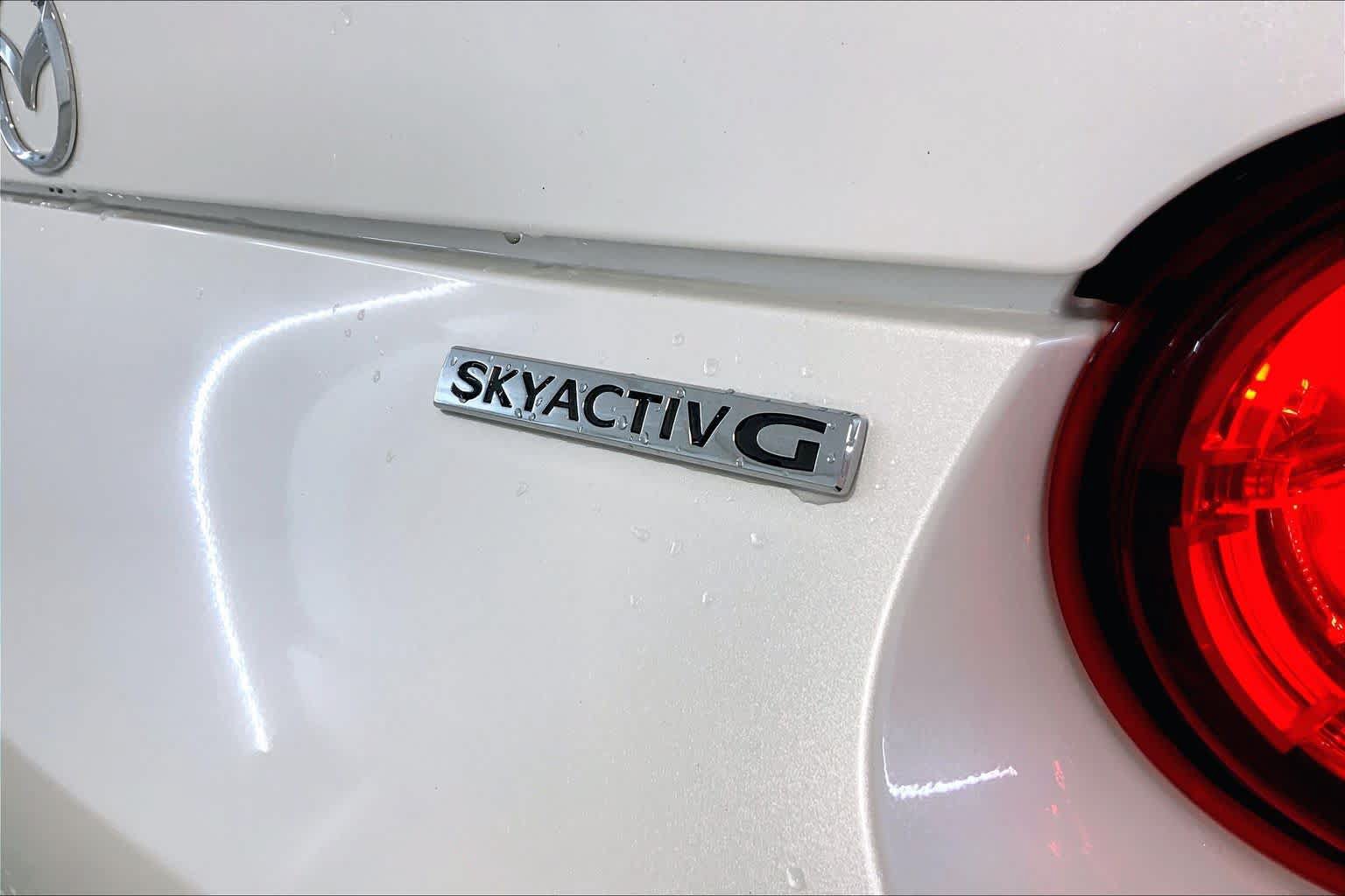 Used 2023 MAZDA MX-5 Miata Grand Touring RWD image 9