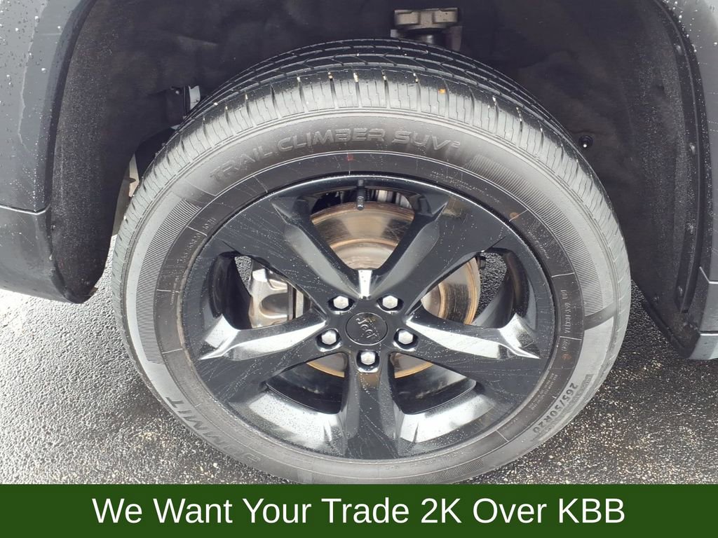 Used 2021 Jeep Grand Cherokee L Laredo image 19