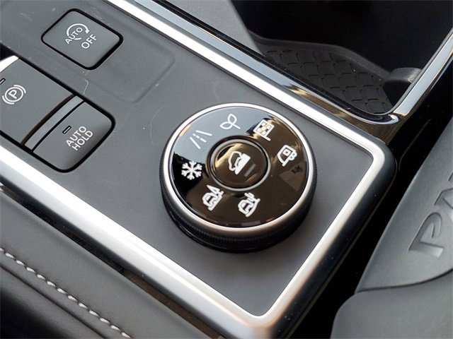 New 2025 Nissan Pathfinder SL image 19