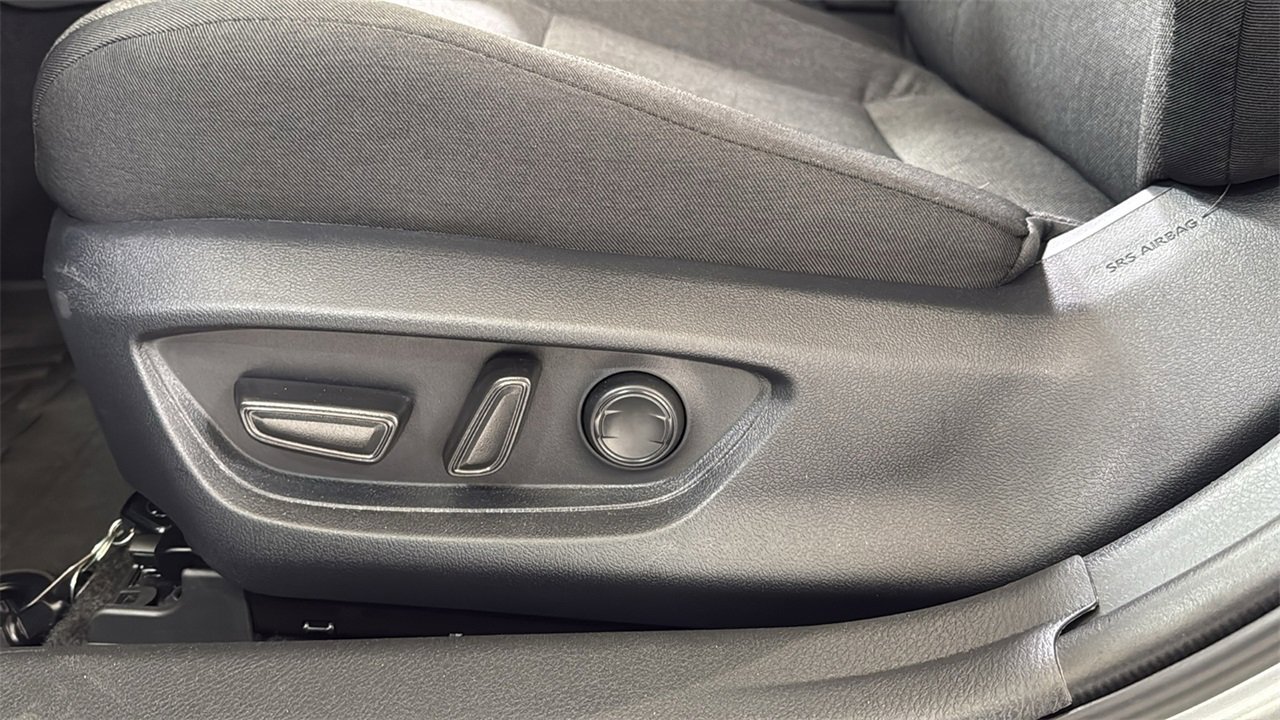 Certified 2025 Toyota Camry LE w/ Convenience Package image 14