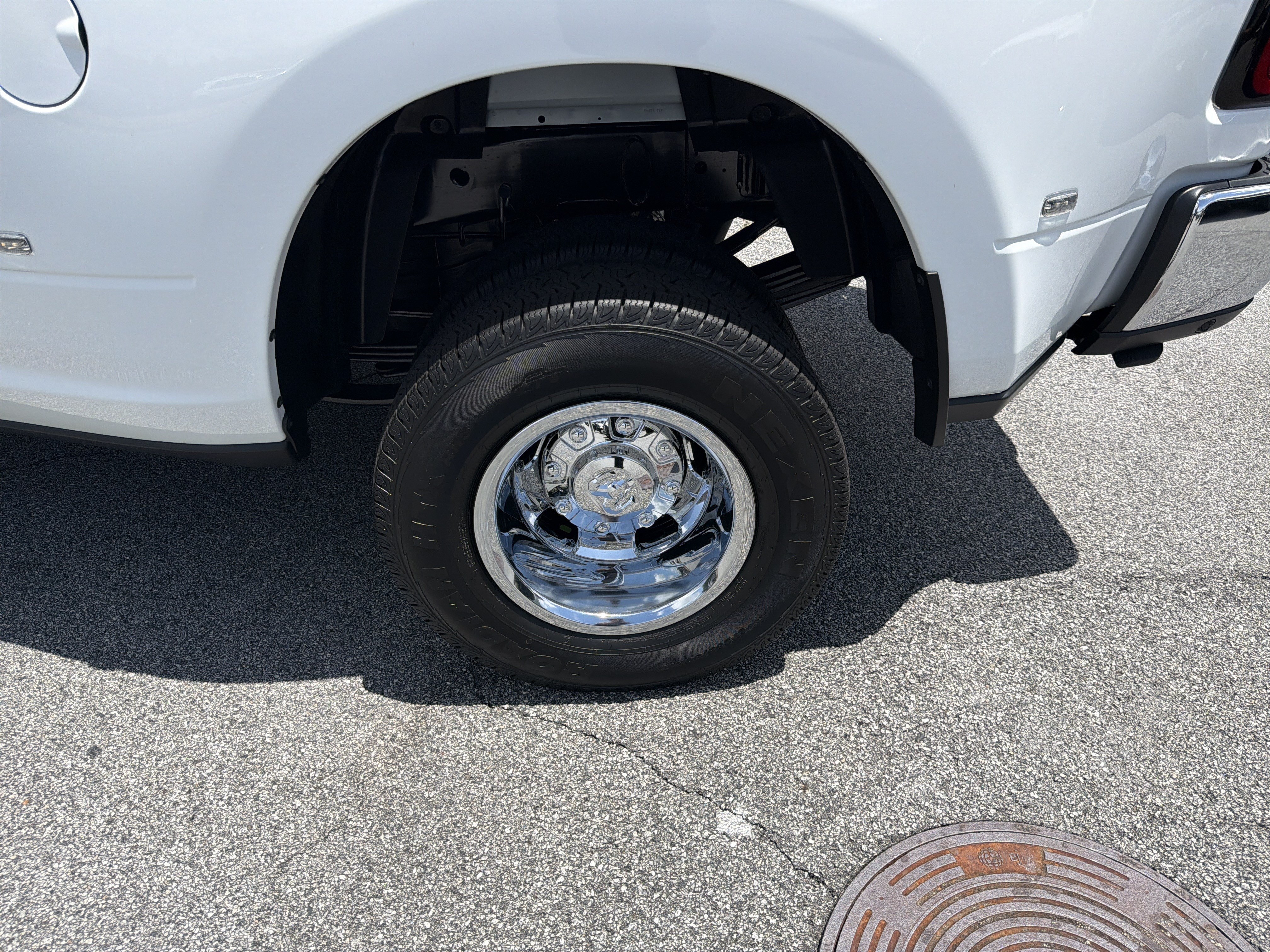 New 2026 RAM 3500 Big Horn AWD/4WD image 23