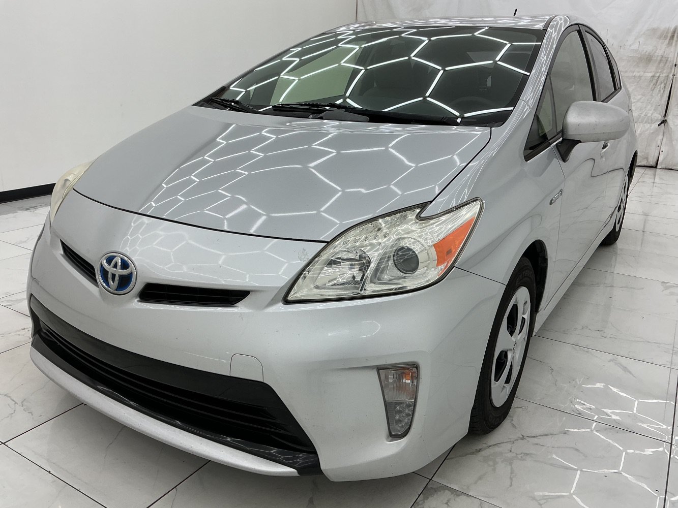 Used 2015 Toyota Prius Two FWD image 1