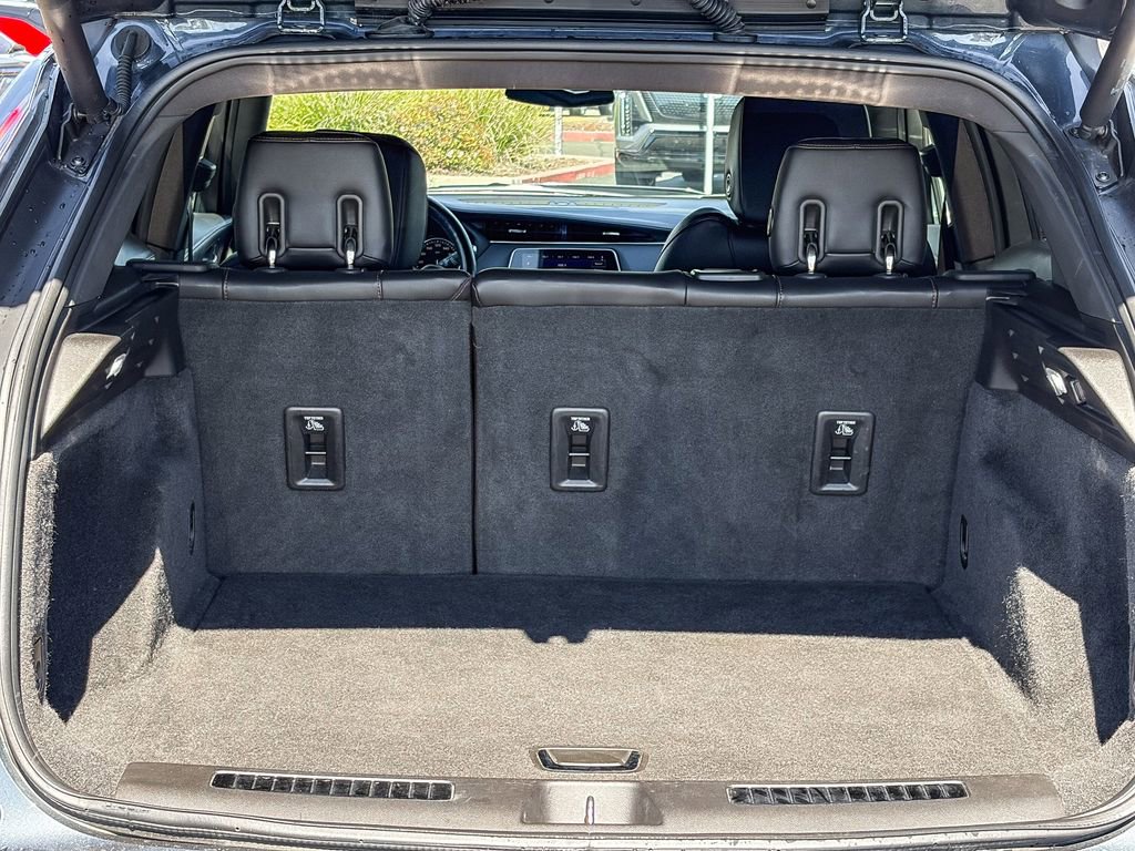 Used 2019 Cadillac XT4 Sport w/ Cold Weather Package image 54