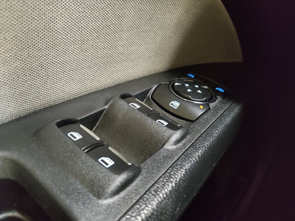 Used 2018 Ford Fusion S FWD image 27