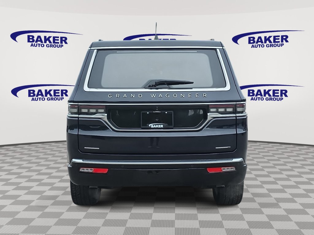 Used 2023 Jeep Grand Wagoneer Series III AWD/4WD image 4