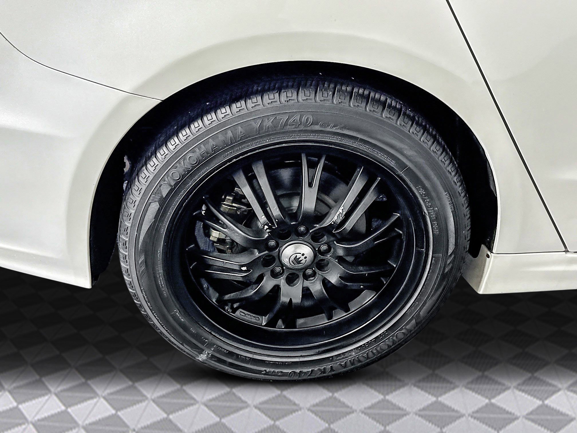 Used 2020 Ford Fusion SE image 33