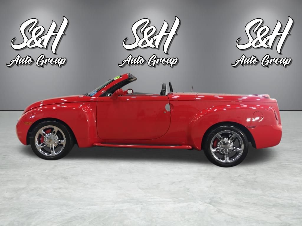 Used 2005 Chevrolet SSR w/ Preferred Equipment Group RWD image 16