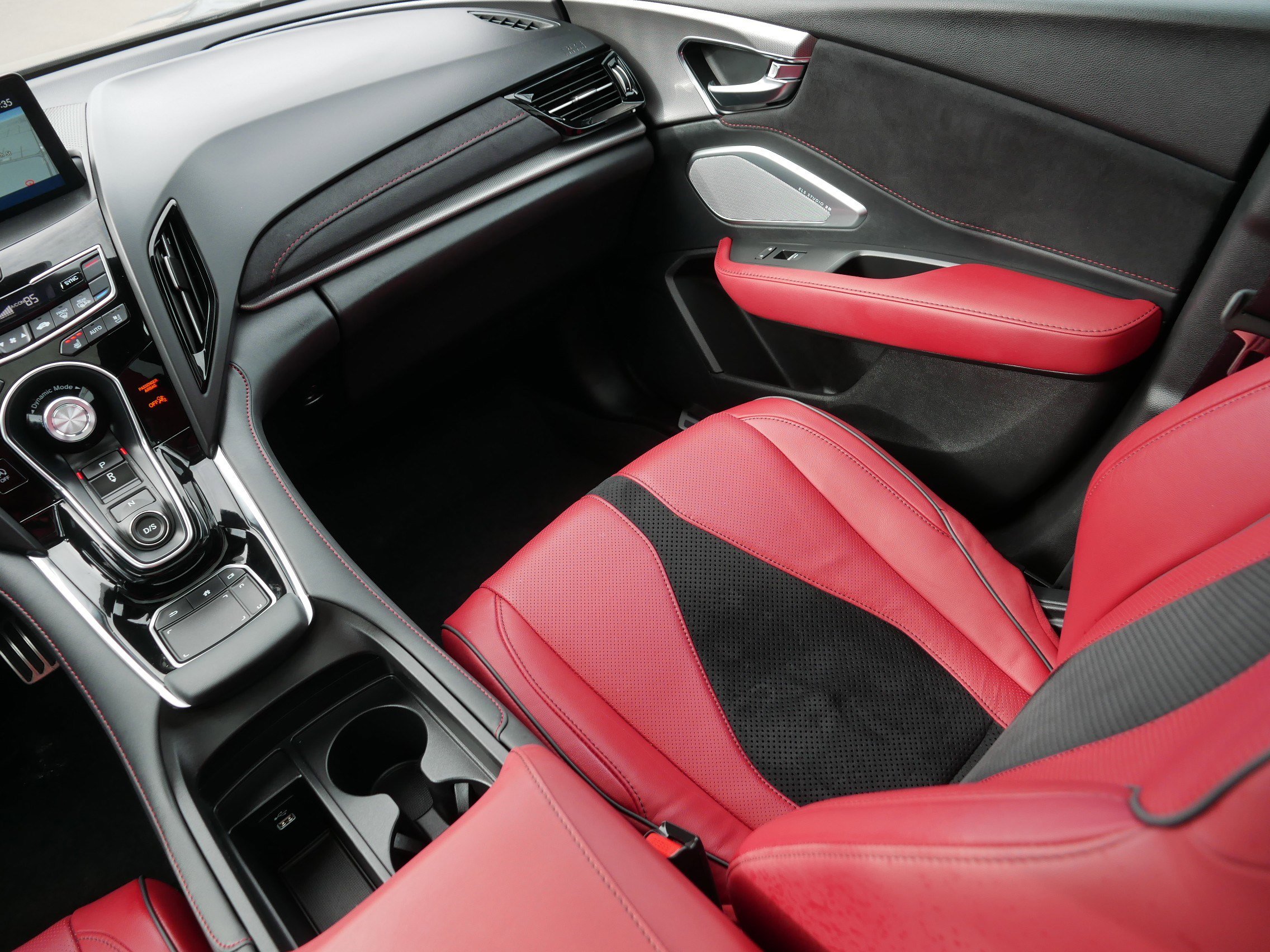 Used 2023 Acura RDX A-Spec image 11