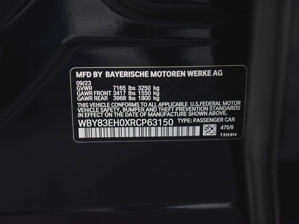 Used 2024 BMW i7 M70 w/ Executive Package image 18