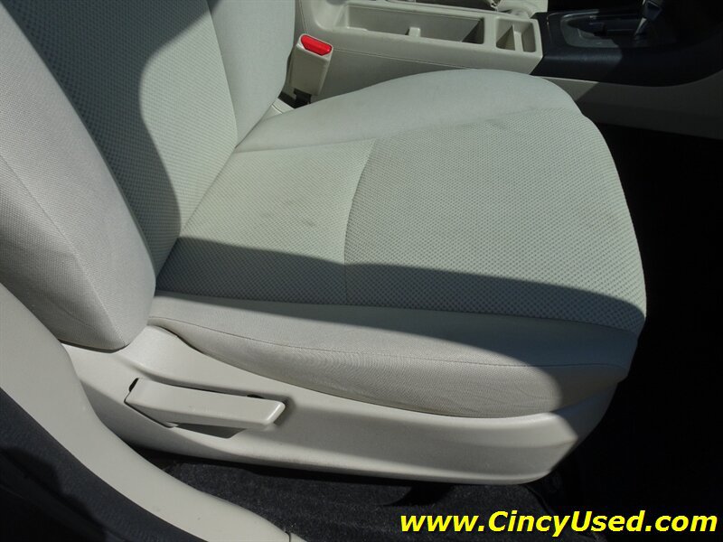 Used 2012 Subaru Impreza 2.0i Premium AWD/4WD image 31