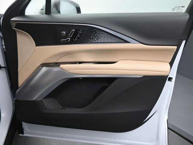 New 2026 Cadillac Lyriq Signature Sport image 20