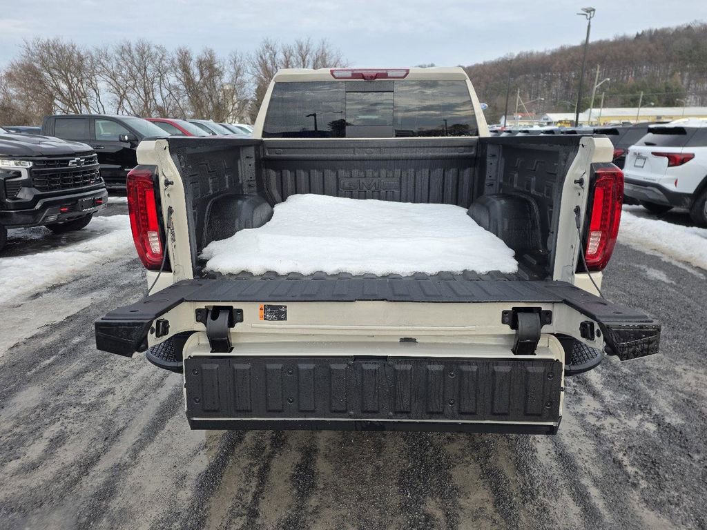 New 2026 GMC Sierra 1500 AT4X AWD/4WD image 8