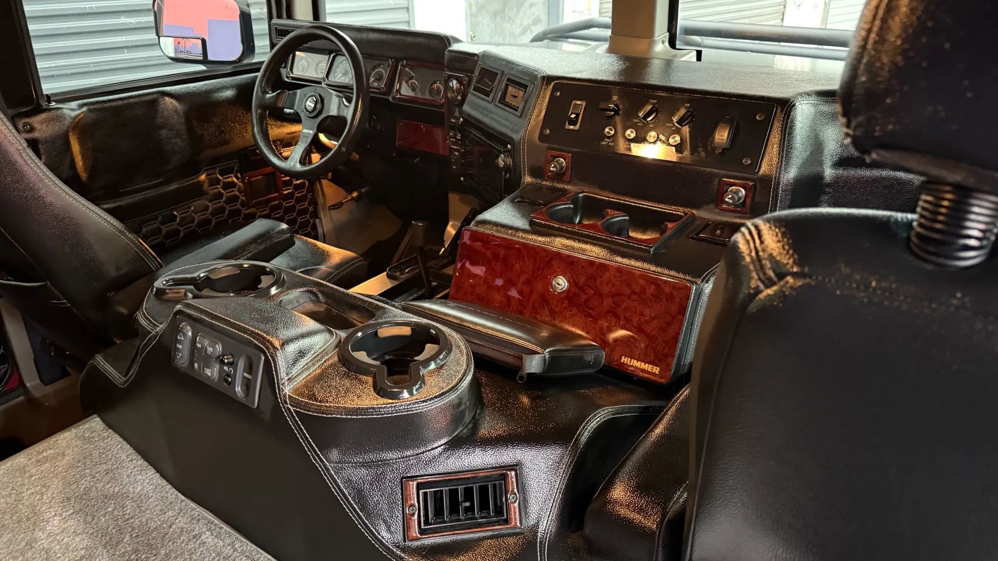 Used 2002 HUMMER H1 4-Door Wagon image 24