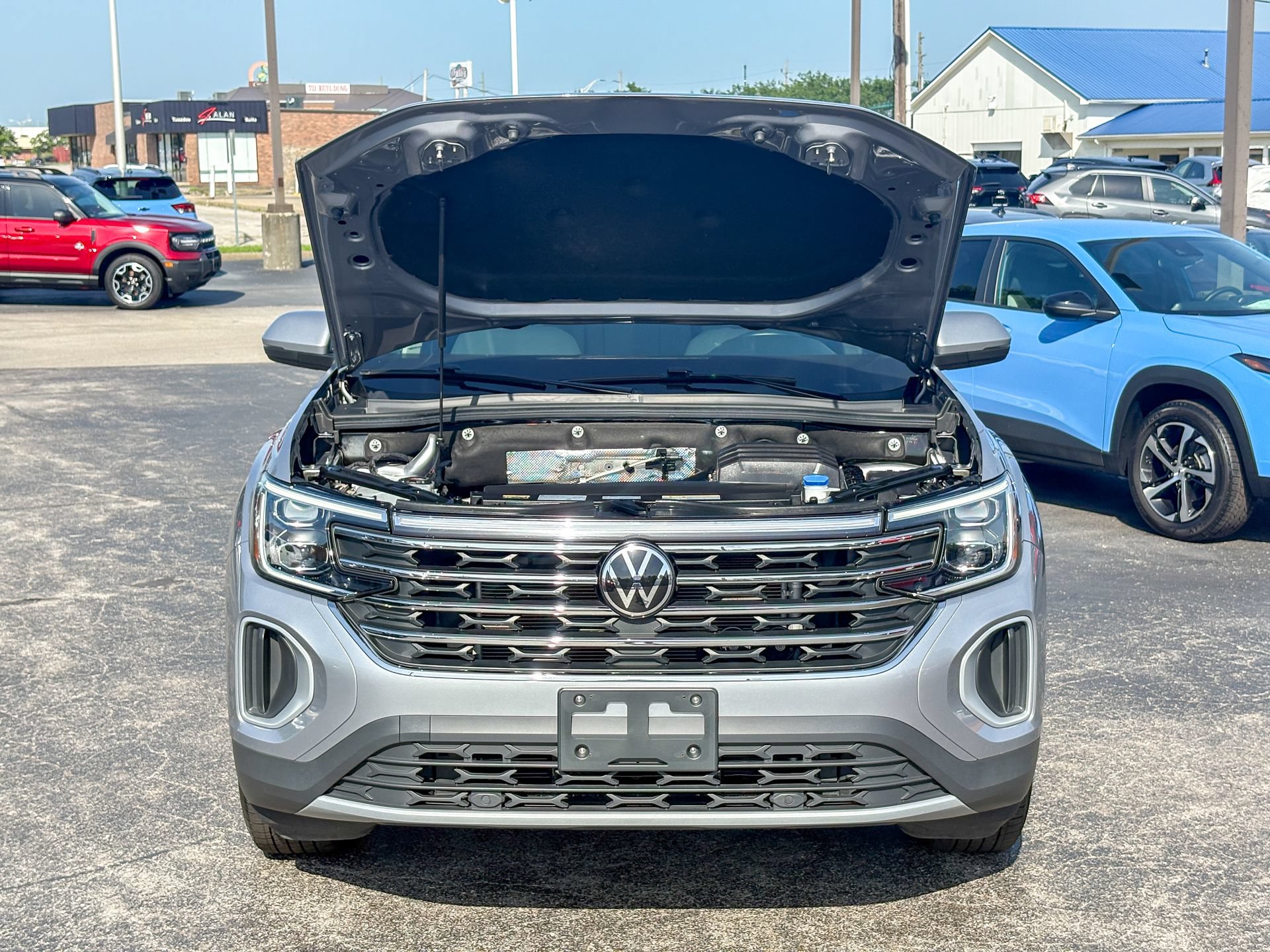Used 2024 Volkswagen Atlas SE AWD/4WD image 37