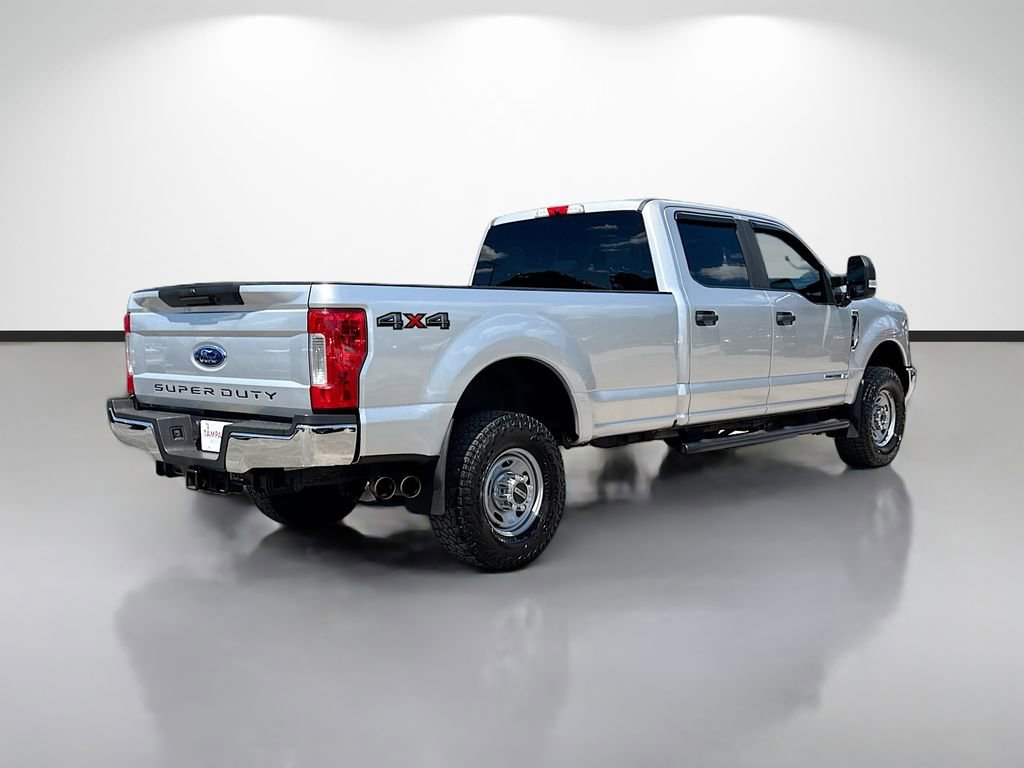 Used 2019 Ford F350 XL w/ Power Equipment Group AWD/4WD image 3