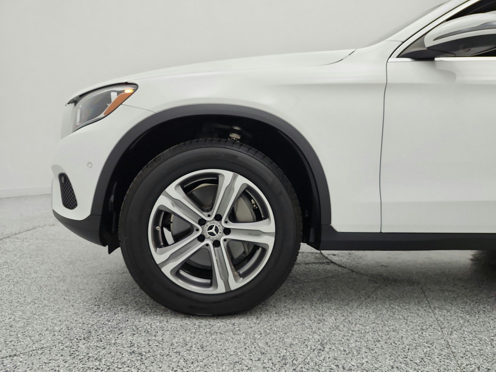 Used 2019 Mercedes-Benz GLC 300 image 18