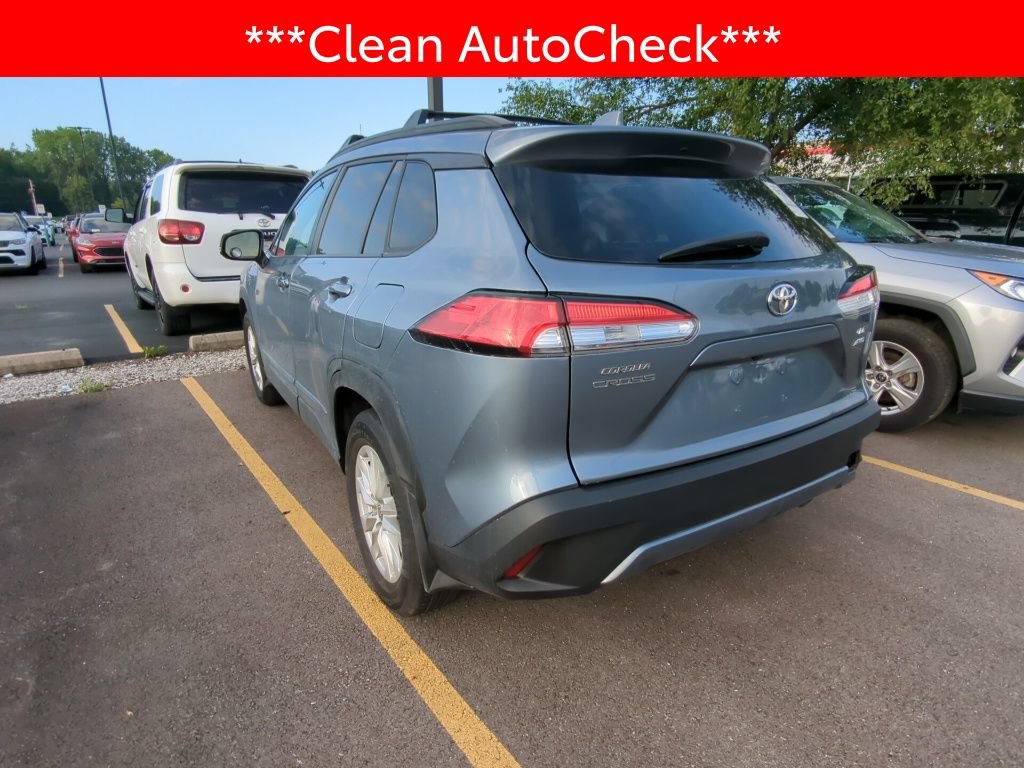 Used 2023 Toyota Corolla Cross LE AWD/4WD image 4