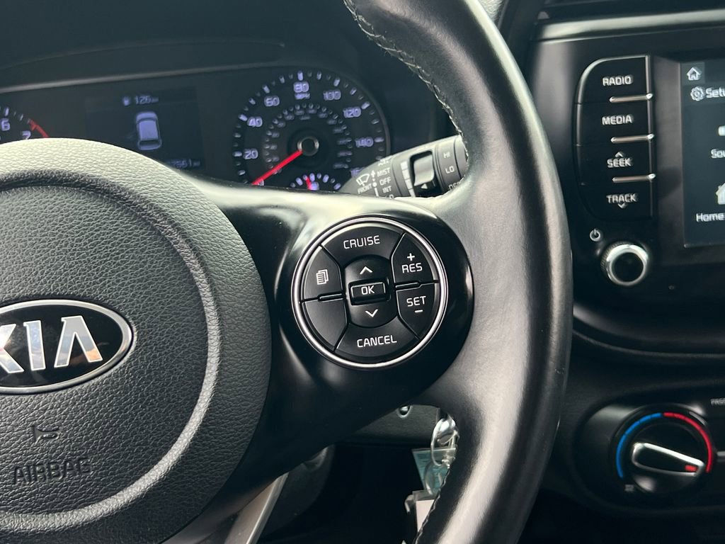 Used 2020 Kia Soul GT-Line FWD image 26