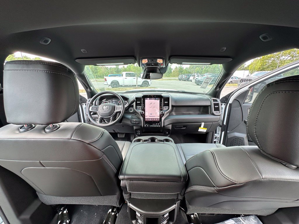 New 2026 RAM 3500 Tradesman AWD/4WD image 21