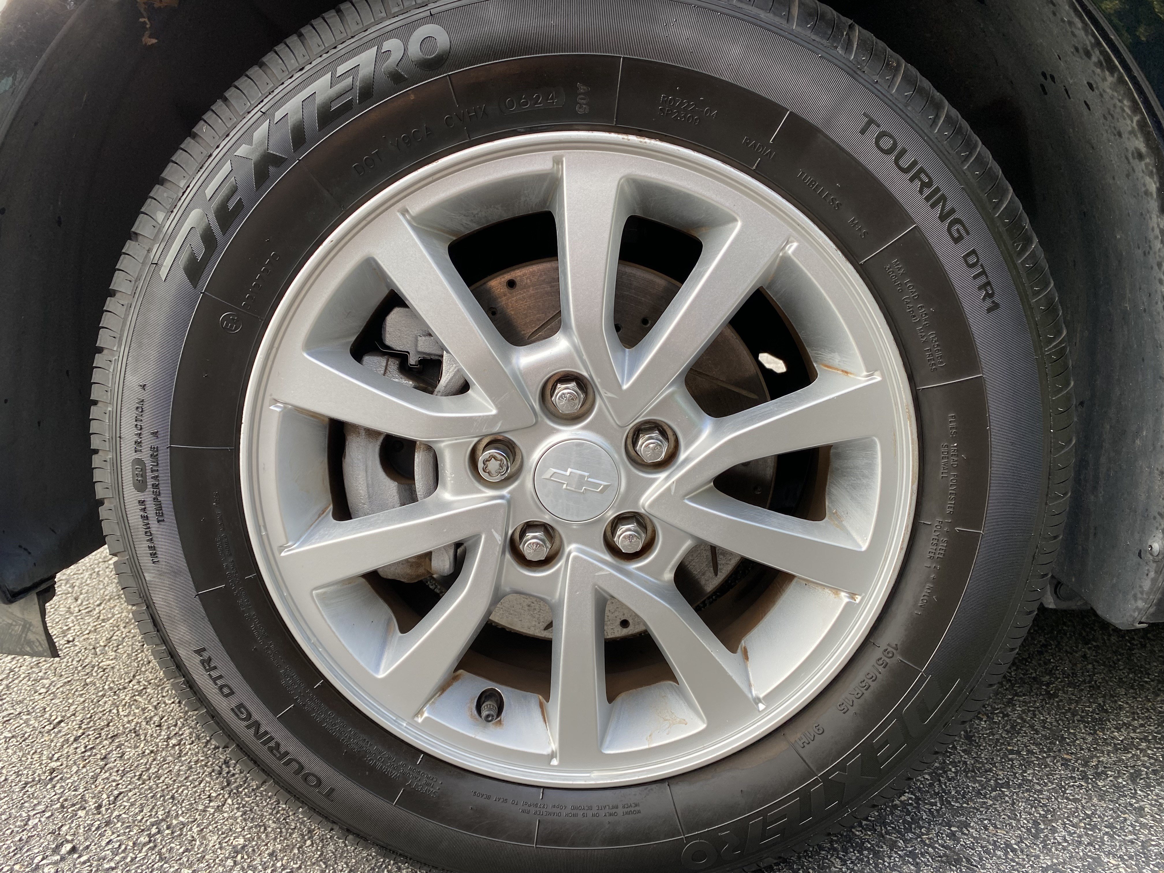 Used 2020 Chevrolet Sonic LT FWD image 37