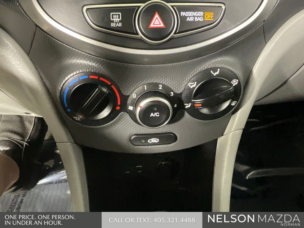 Used 2017 Hyundai Accent SE image 35