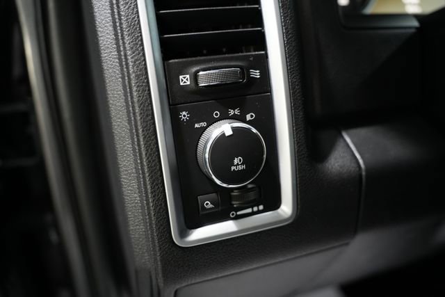 Used 2017 RAM 1500 Limited AWD/4WD image 10