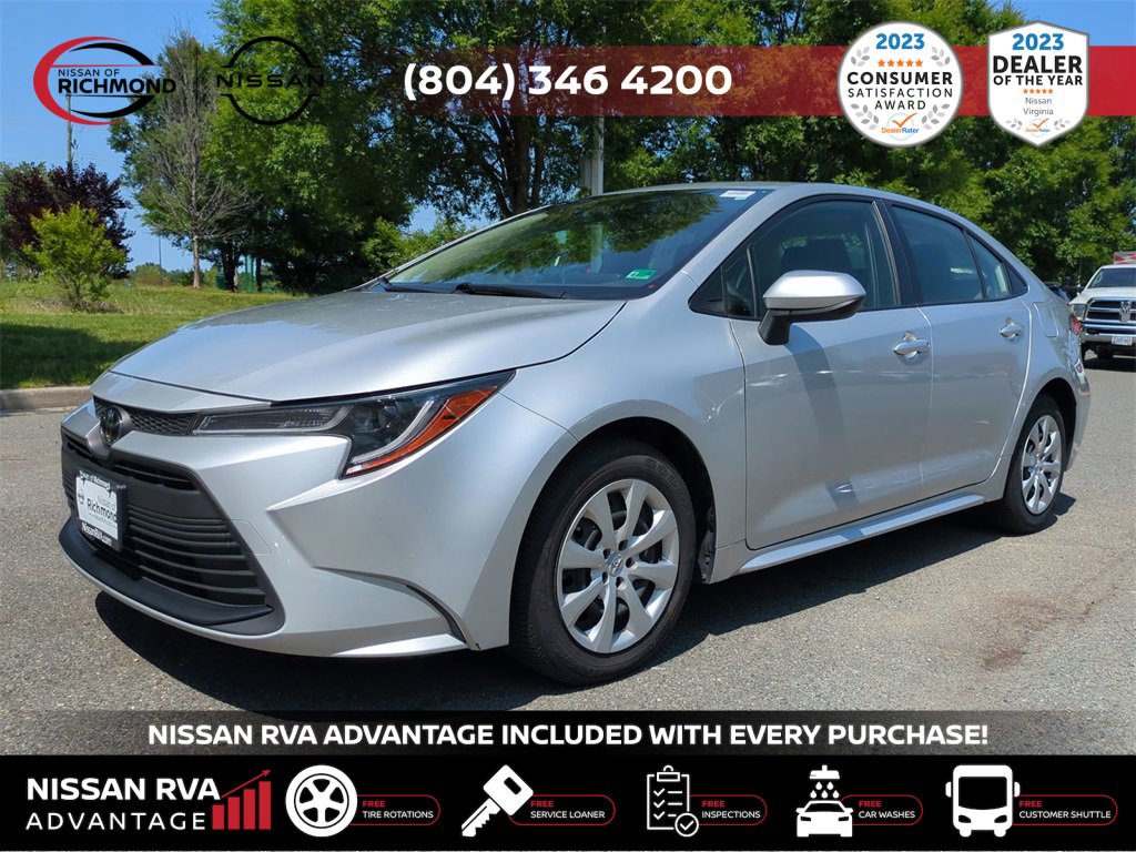 Used 2023 Toyota Corolla LE image 2