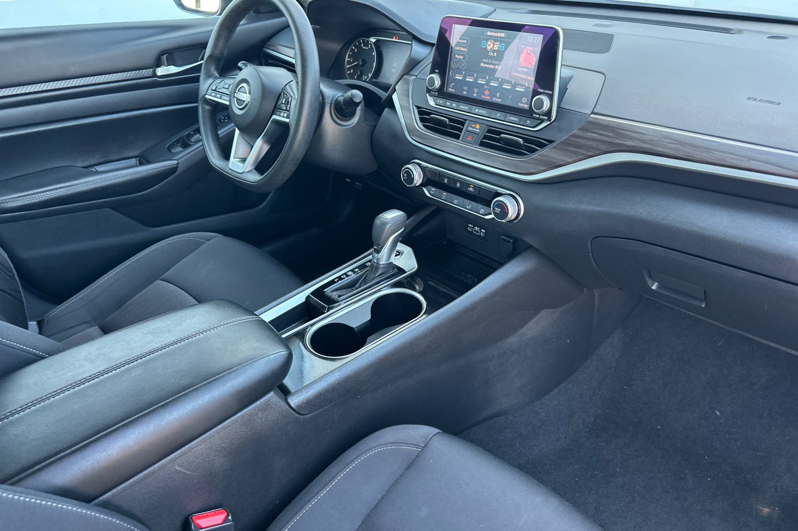 Certified 2024 Nissan Altima 2.5 SV FWD image 15