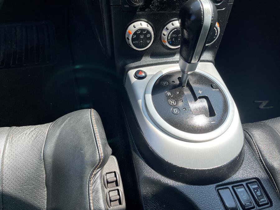 Used 2006 Nissan 350Z Touring image 29