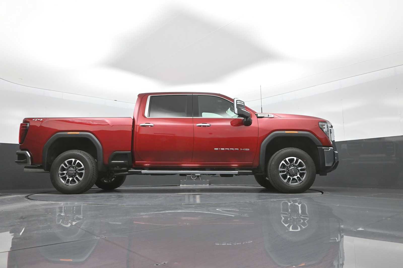 New 2026 GMC Sierra 2500 SLT w/ SLT Premium Package AWD/4WD image 38