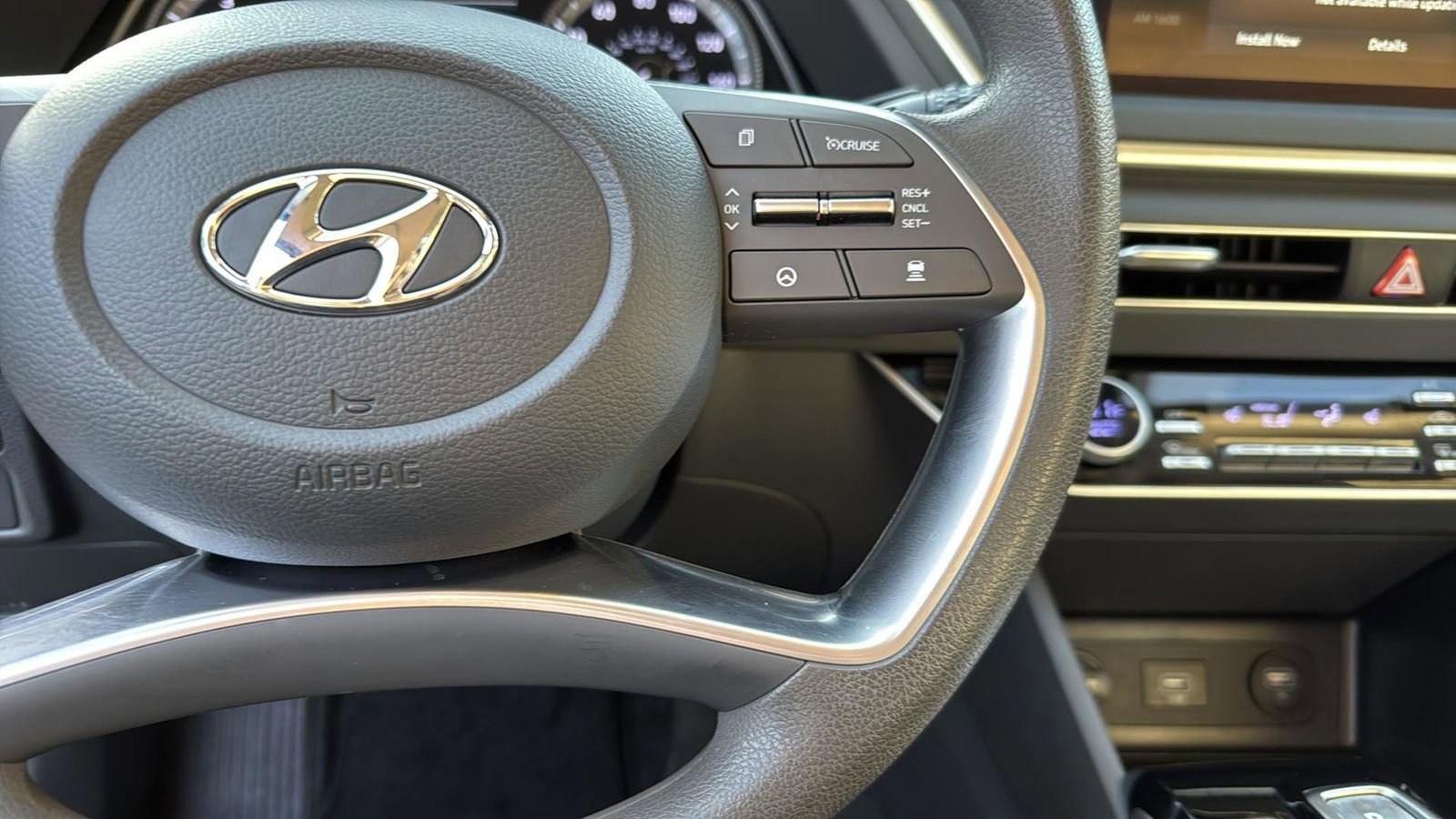 Used 2023 Hyundai Sonata SEL image 16