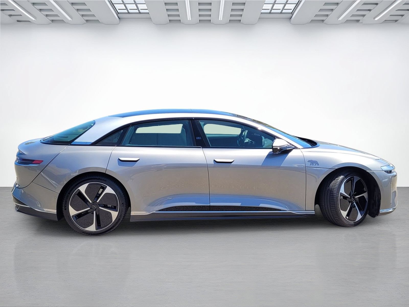 Used 2023 Lucid Air Grand Touring AWD/4WD image 3