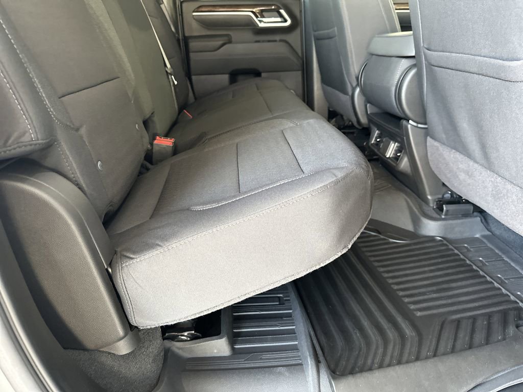 Used 2025 GMC Sierra 2500 SLE image 36
