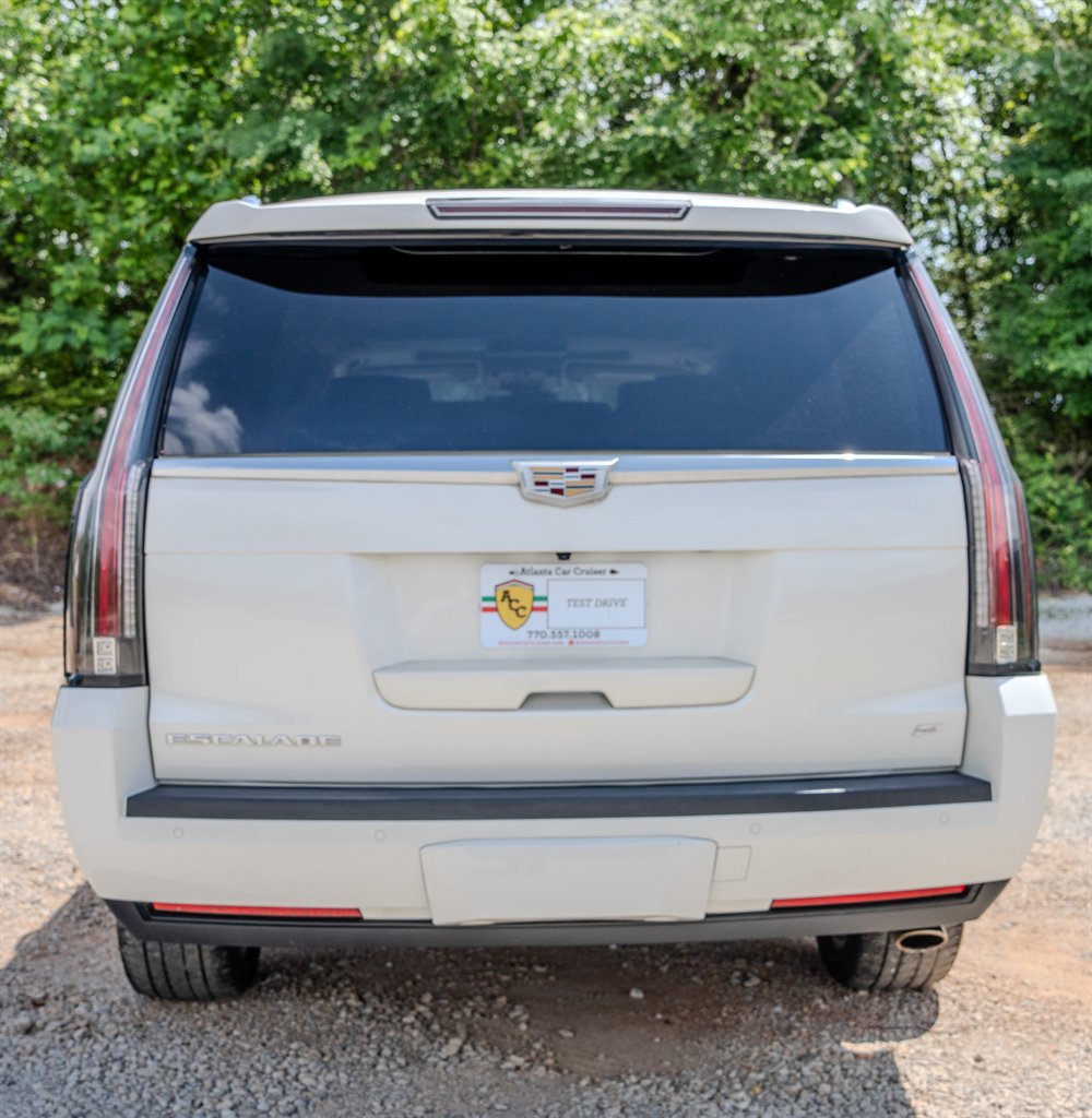 Used 2015 Cadillac Escalade ESV Platinum AWD/4WD image 4