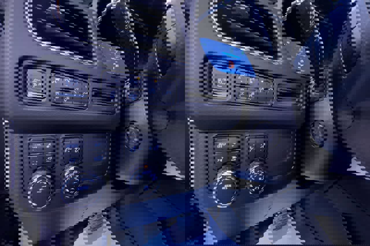 Used 2022 Chevrolet Tahoe LT w/ LT Signature Plus Package image 16