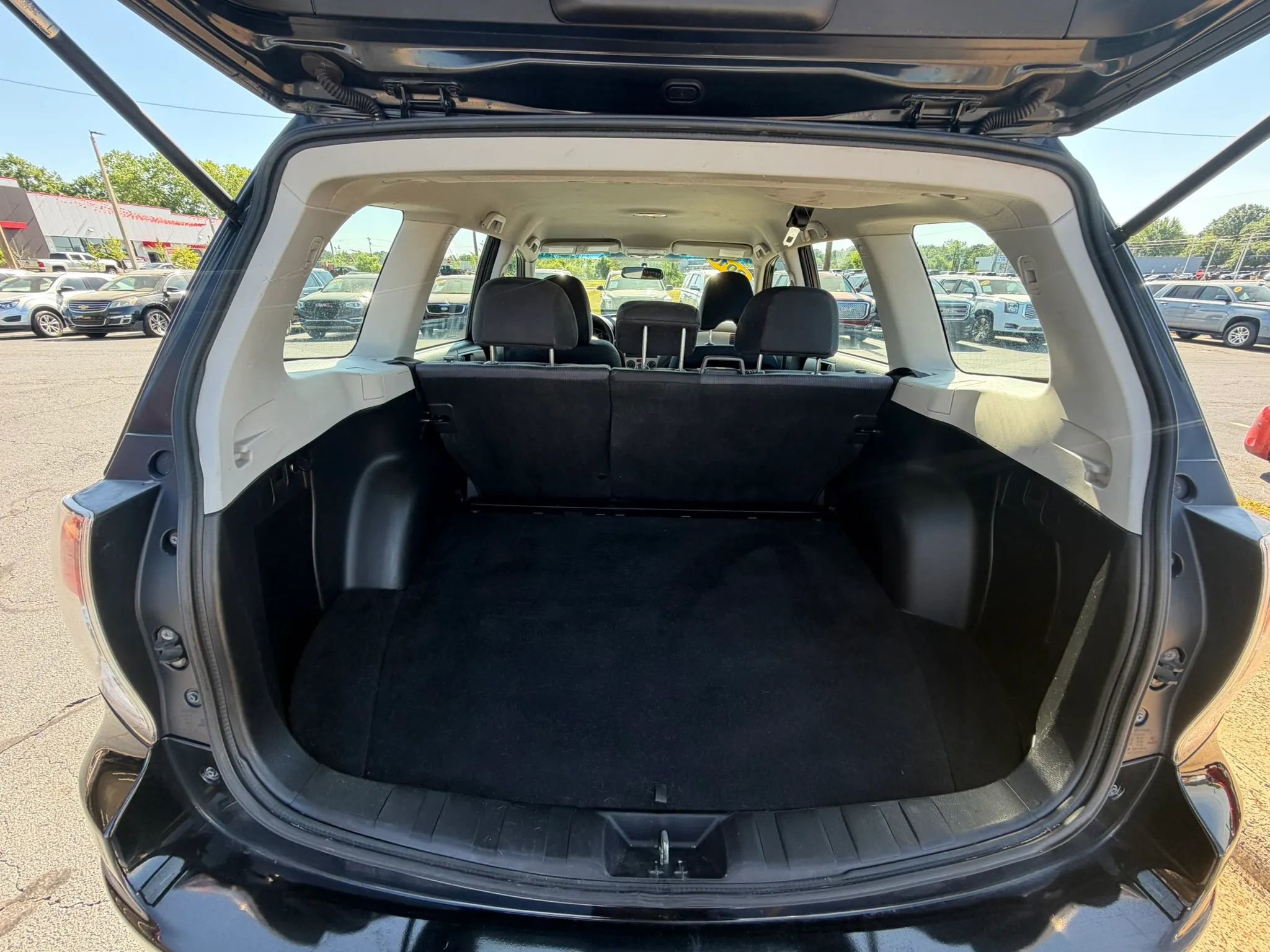 Used 2010 Subaru Forester 2.5X AWD/4WD image 9