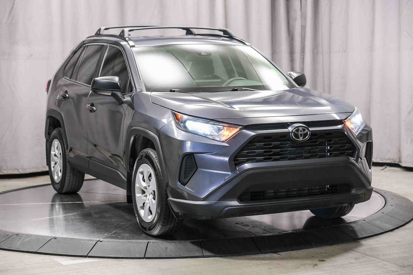 Used 2019 Toyota RAV4 LE w/ All Weather Liner Package AWD/4WD image 5