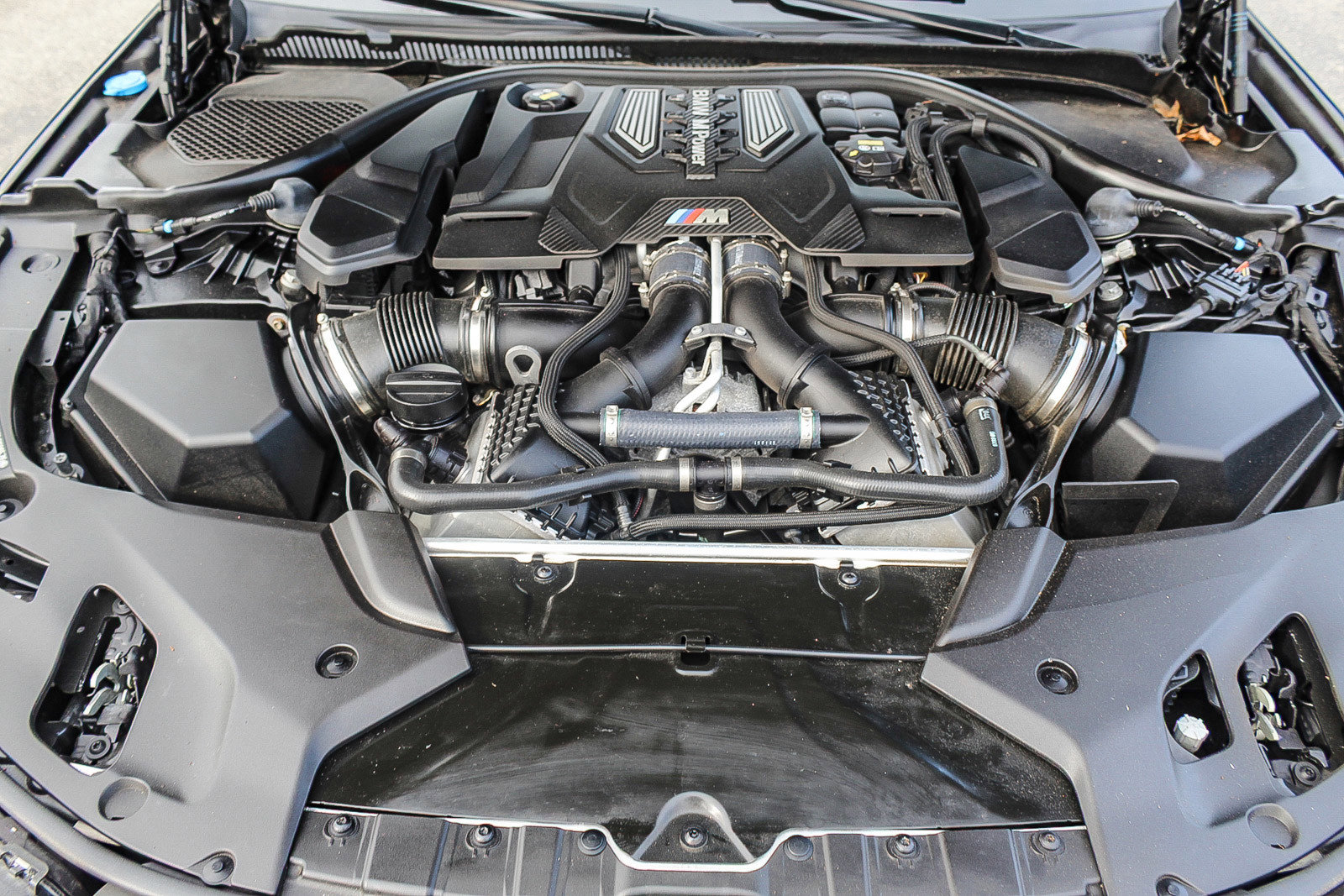 Used 2022 BMW M5 image 27