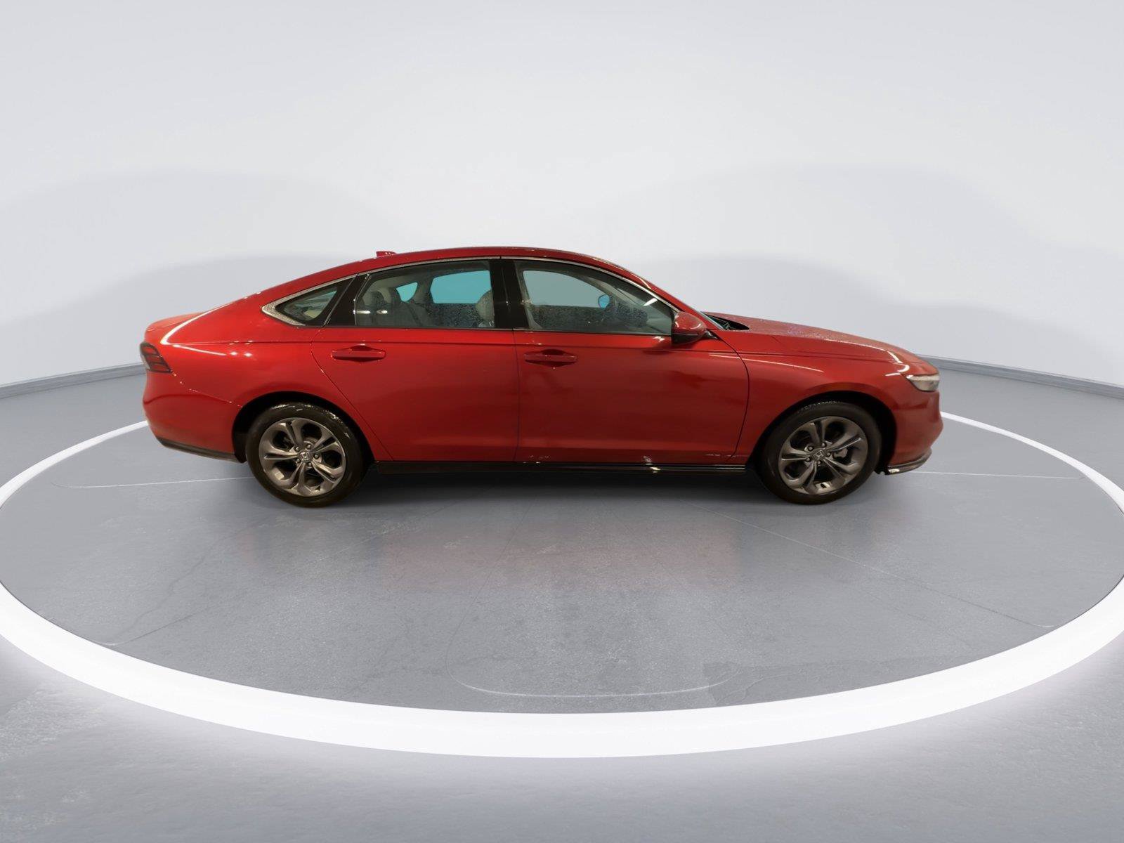 Used 2023 Honda Accord EX-L image 9