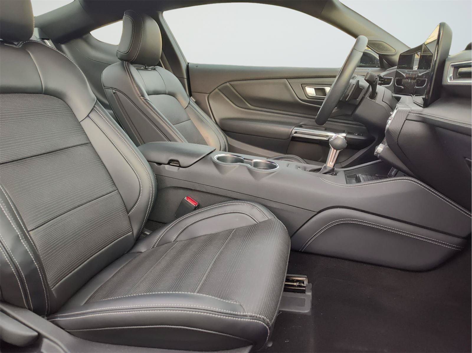 Certified 2024 Ford Mustang GT Premium RWD image 15
