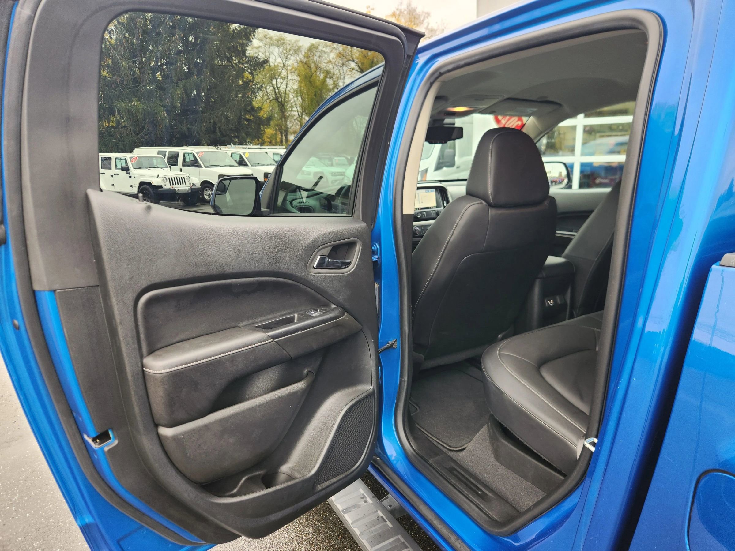 Used 2022 GMC Canyon Elevation w/ Elevation Premium Package image 40