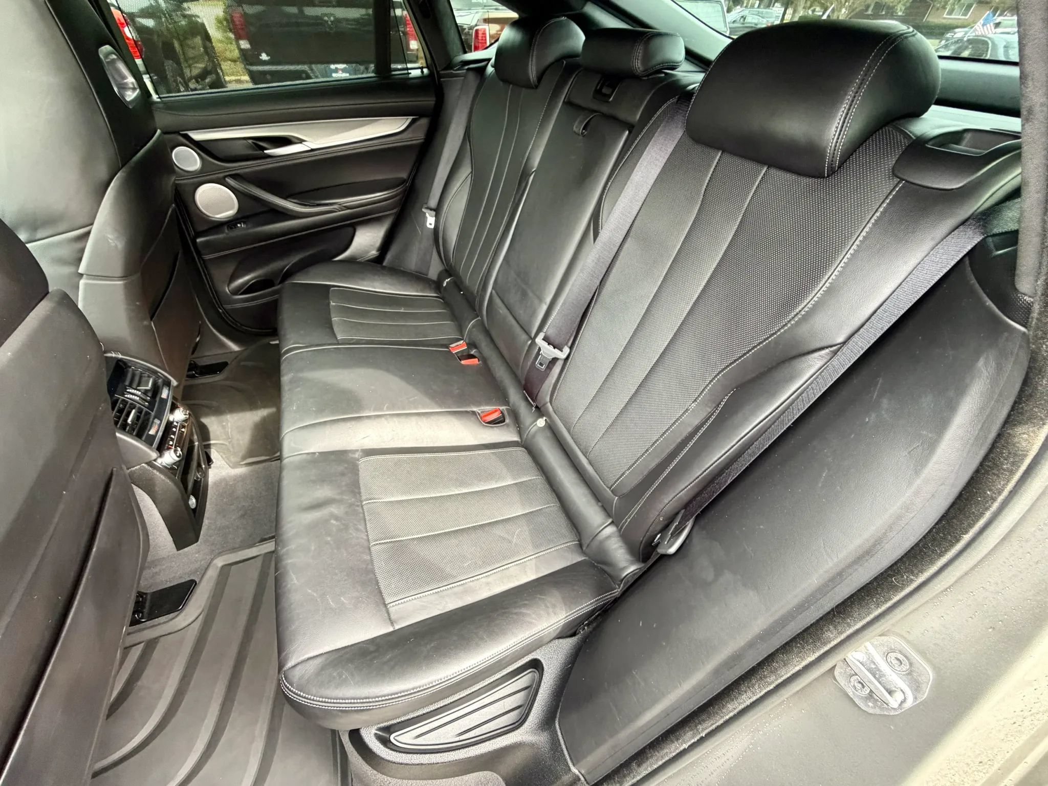 Used 2017 BMW X6 M AWD/4WD image 9