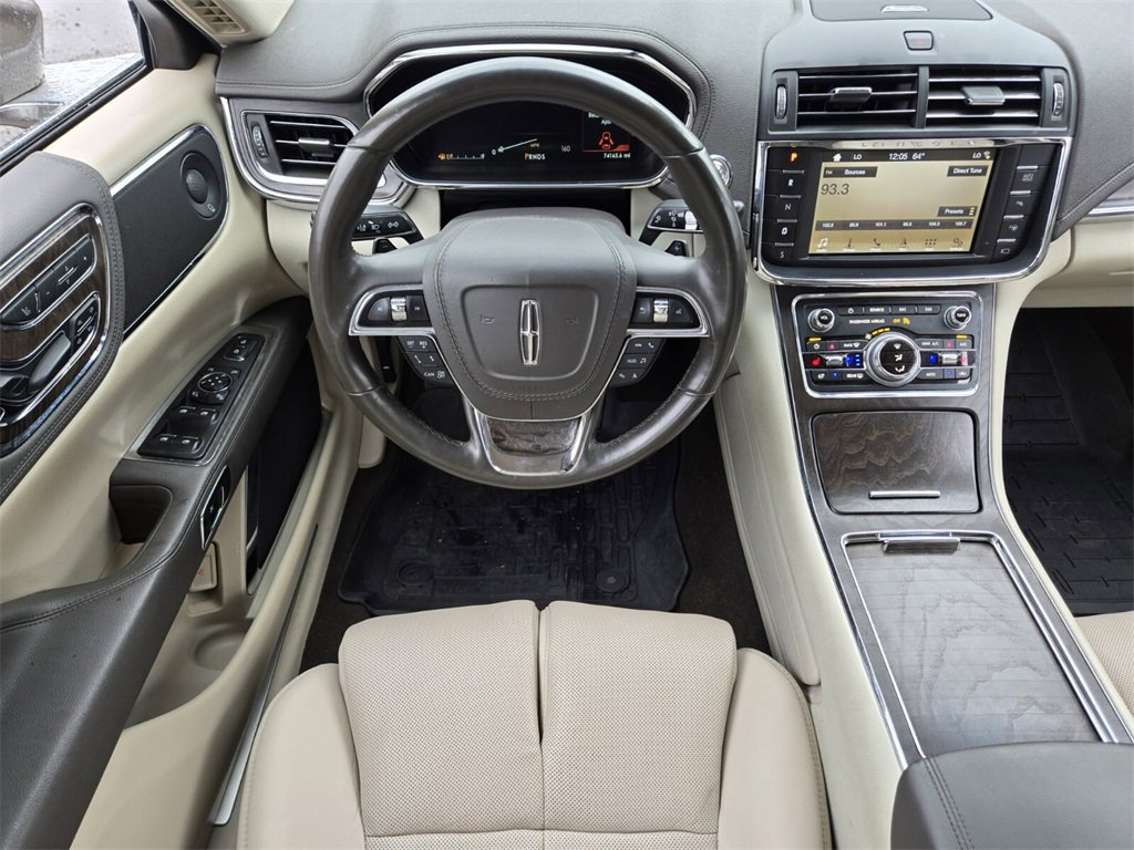 Used 2019 Lincoln Continental Reserve image 17