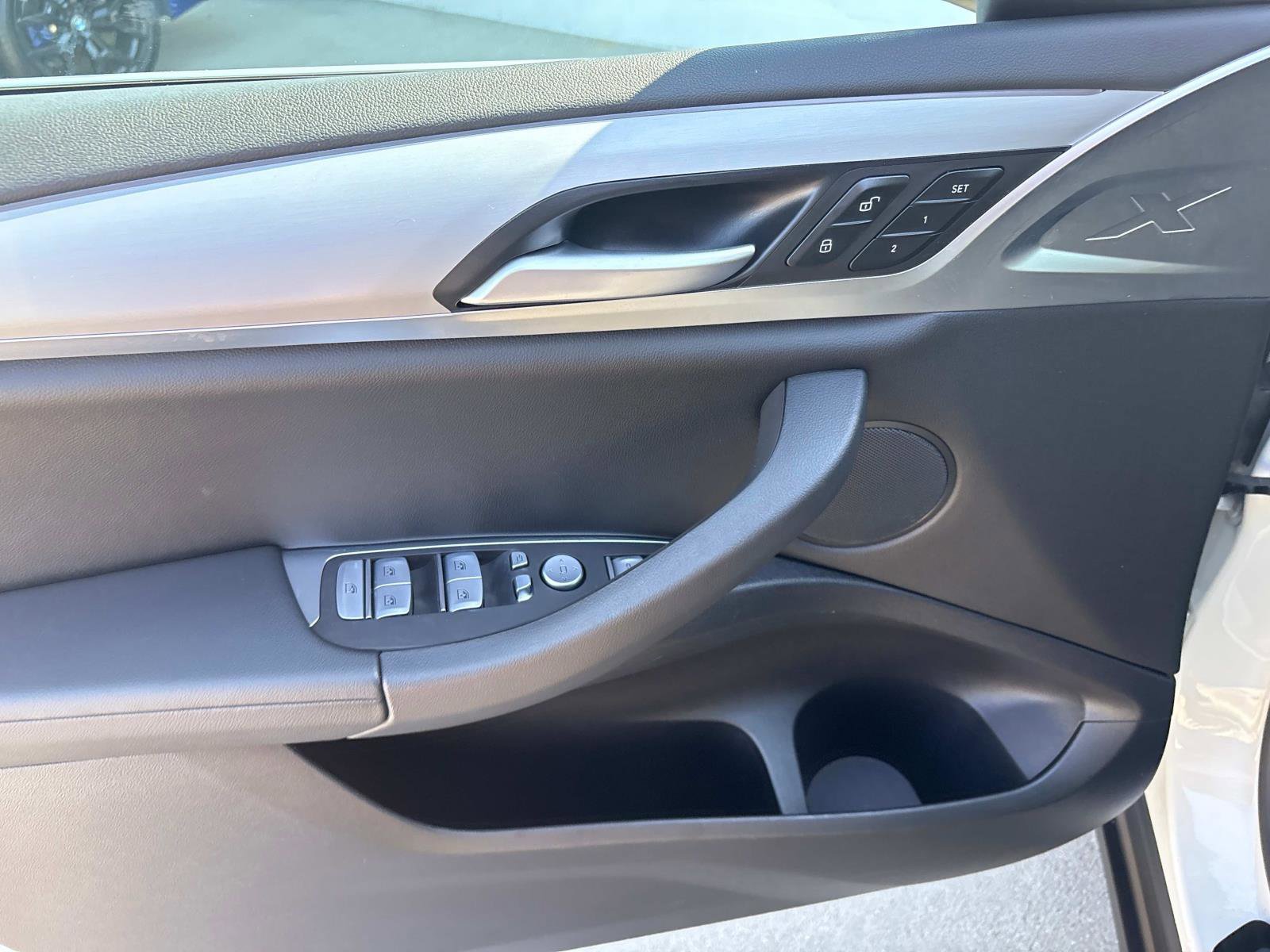 Used 2025 BMW X4 xDrive30i image 16