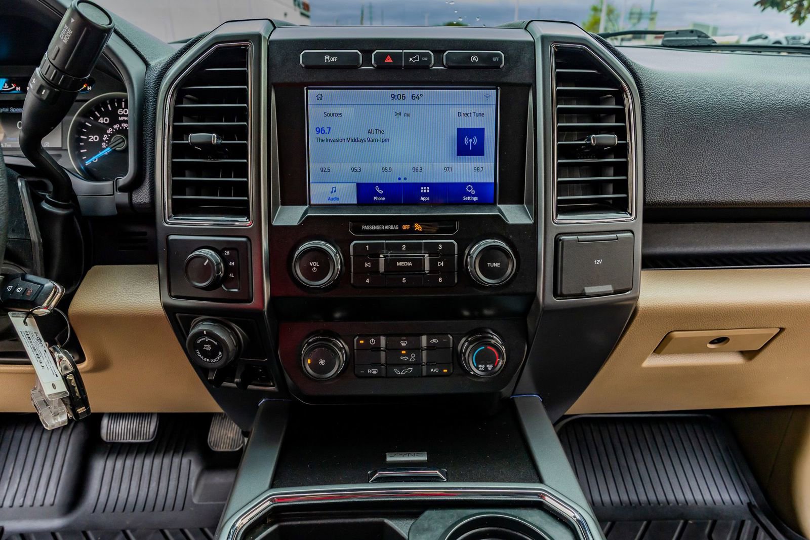 Used 2020 Ford F150 XLT w/ Equipment Group 301A Mid image 22