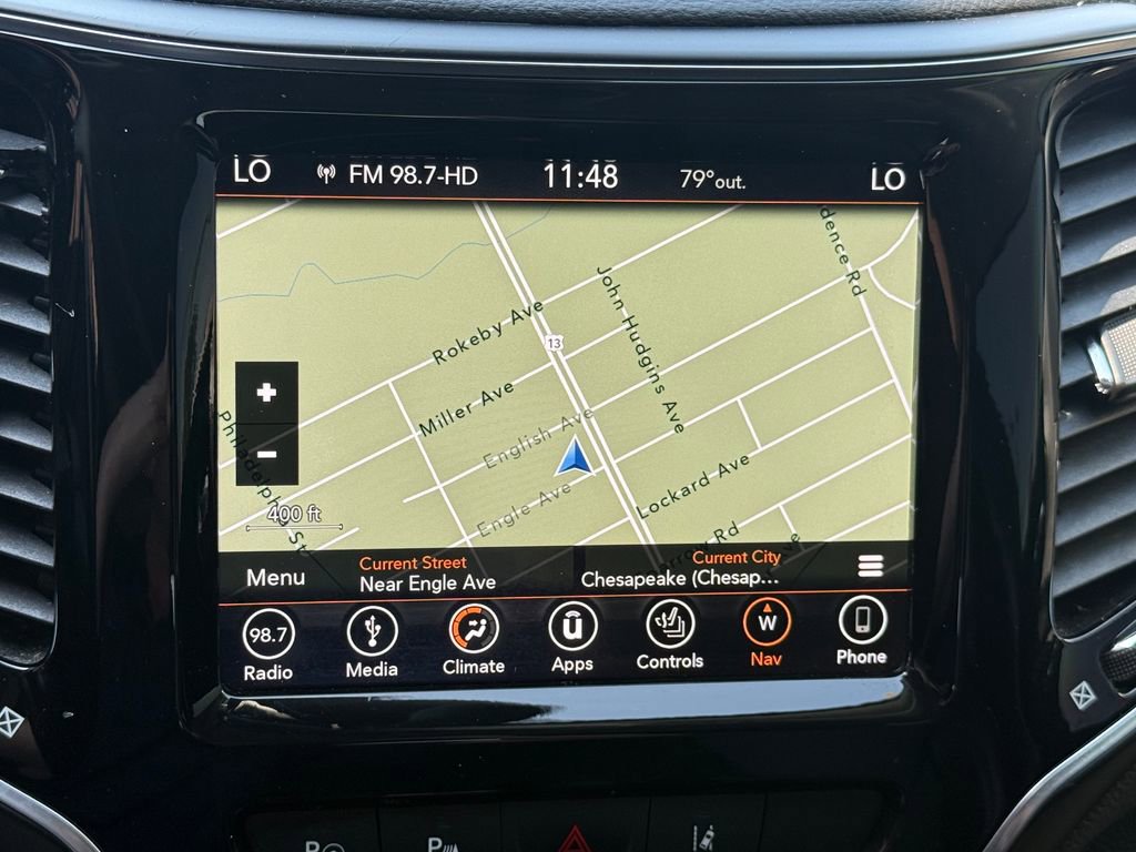 Used 2019 Jeep Cherokee Limited w/ Luxury Group AWD/4WD image 2