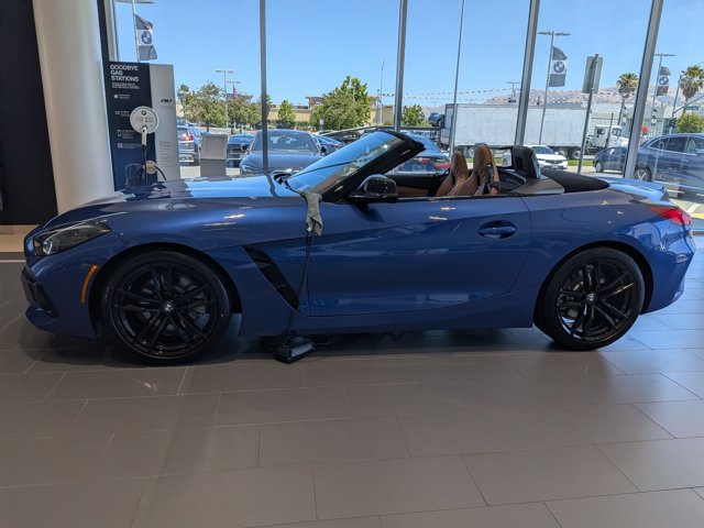 New 2026 BMW Z4 sDrive30i w/ Premium Package RWD image 9